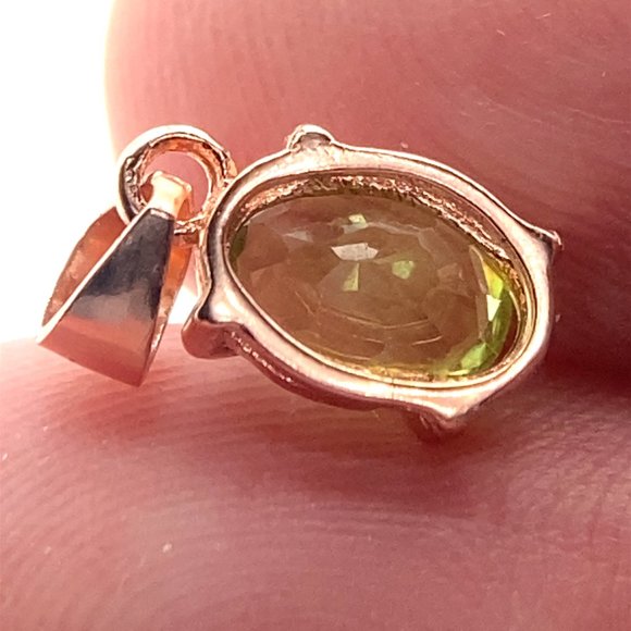 Peridot .85ct Rose Gold Finish Solid 925 Sterling Silver Pendant - Picture 3 of 8